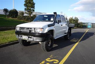 2000 Toyota Hilux - Thumbnail