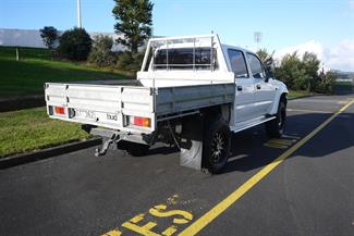 2000 Toyota Hilux - Thumbnail