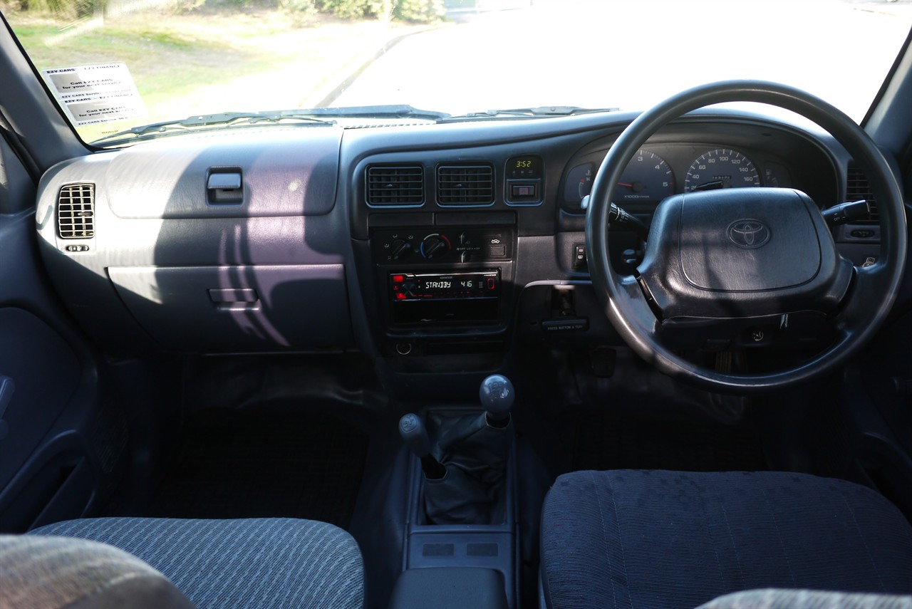 2000 Toyota Hilux