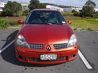 2002 Renault Clio - Thumbnail