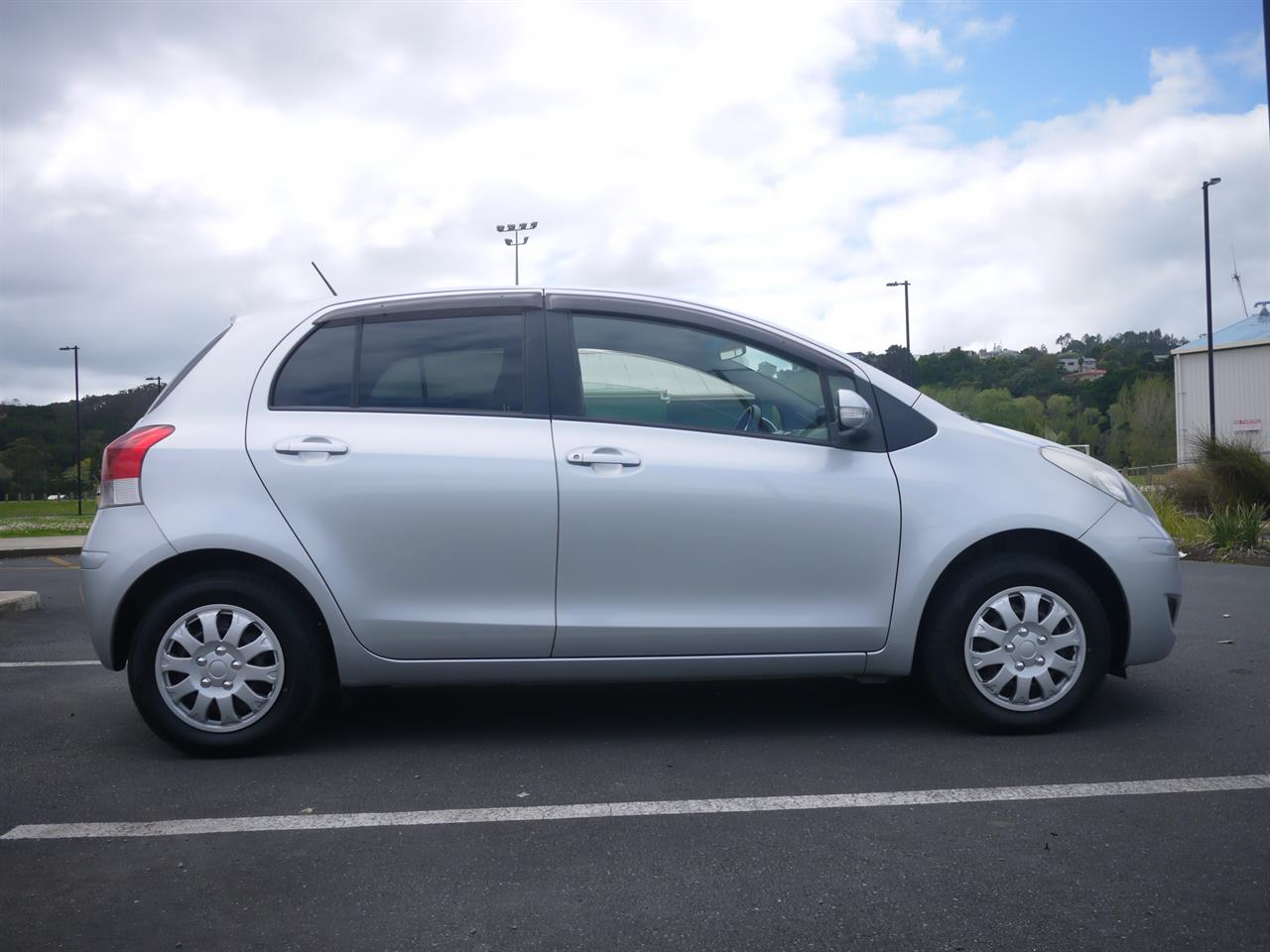 2009 Toyota Vitz