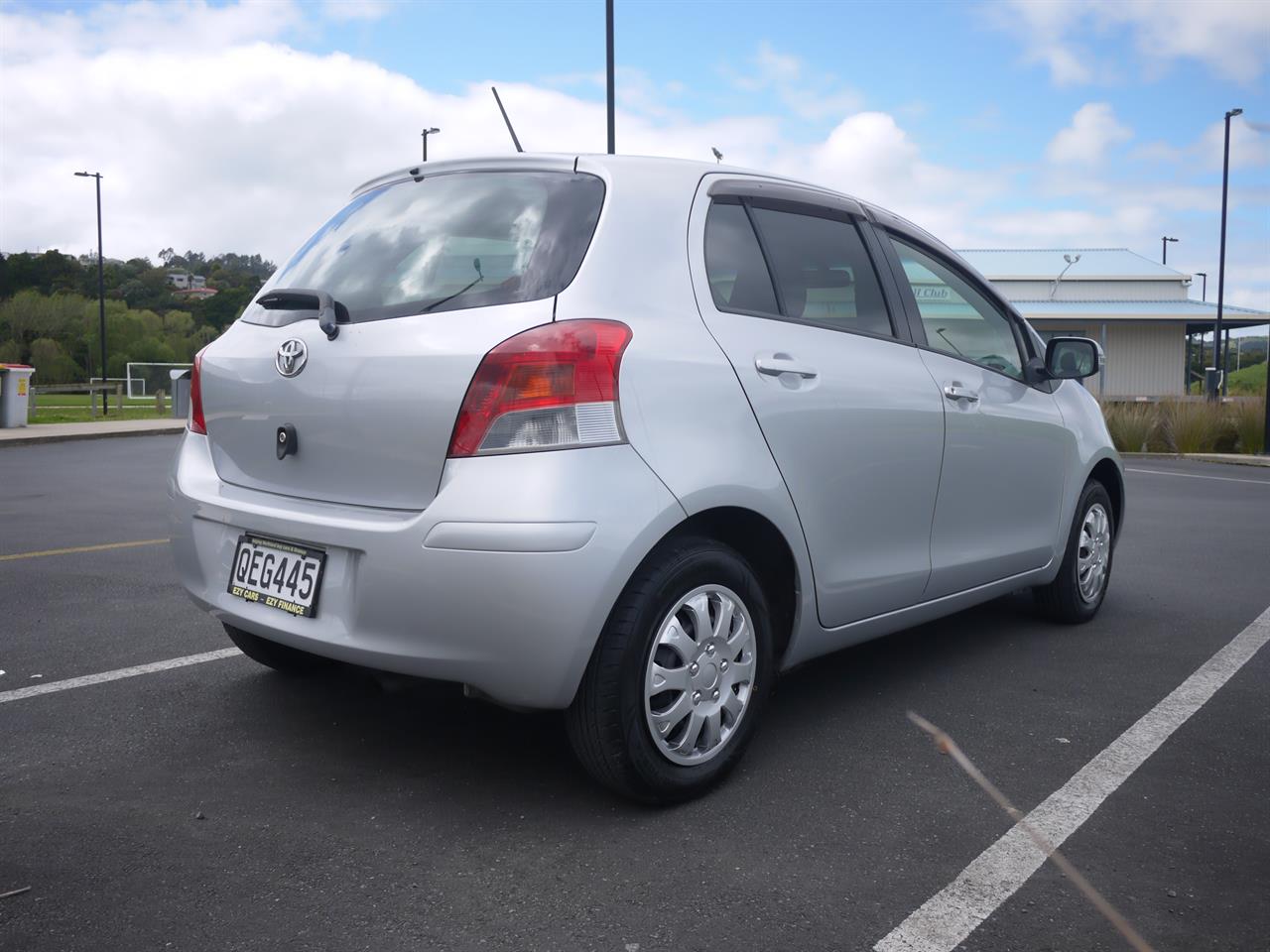 2009 Toyota Vitz