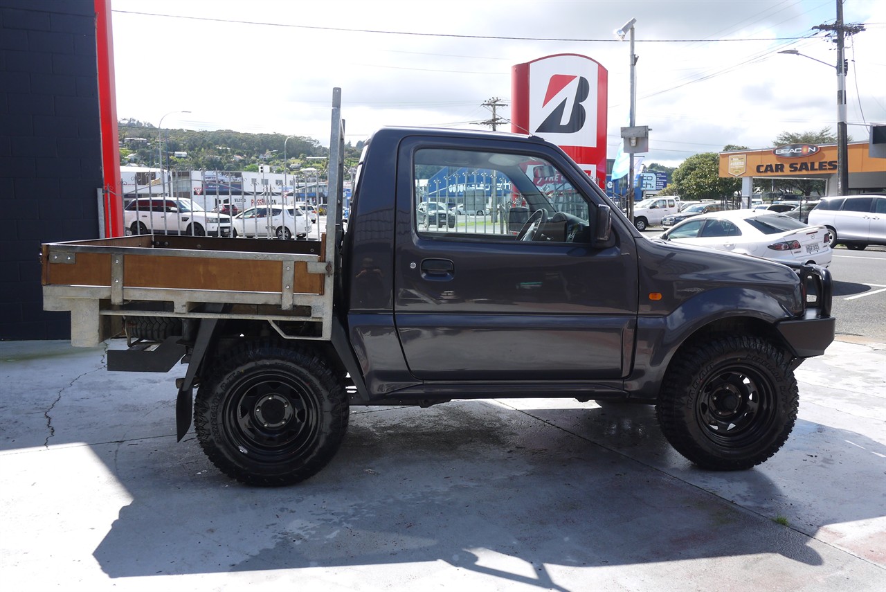 2011 Suzuki Jimny