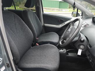 2010 Toyota Vitz - Thumbnail