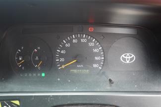 2002 Toyota Hiace - Thumbnail